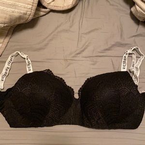 Victoria’s Secret 34ddd bra